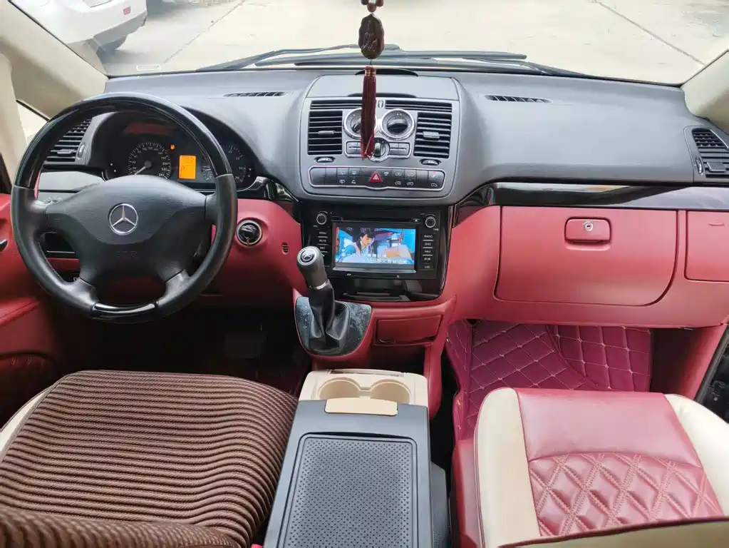 Mercedes-Benz Vito — миниатюра 5