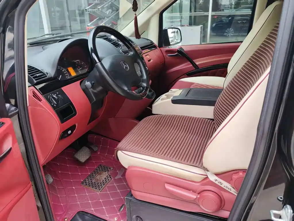 Mercedes-Benz Vito — миниатюра 6