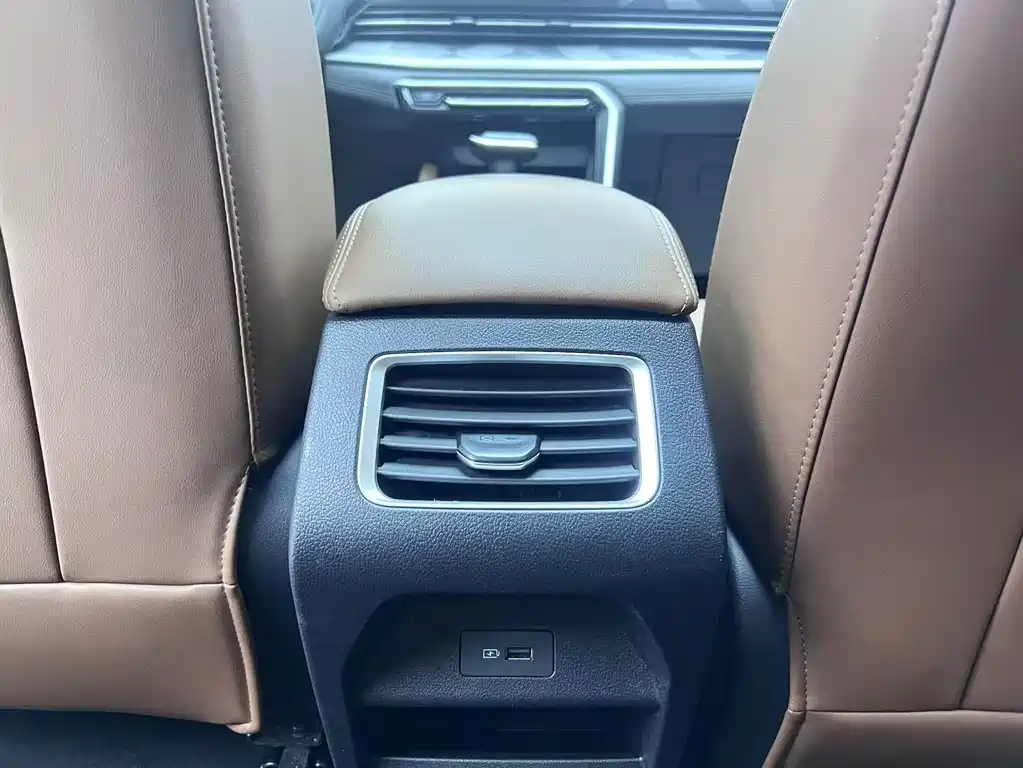 Geely Vision X6 — миниатюра 14