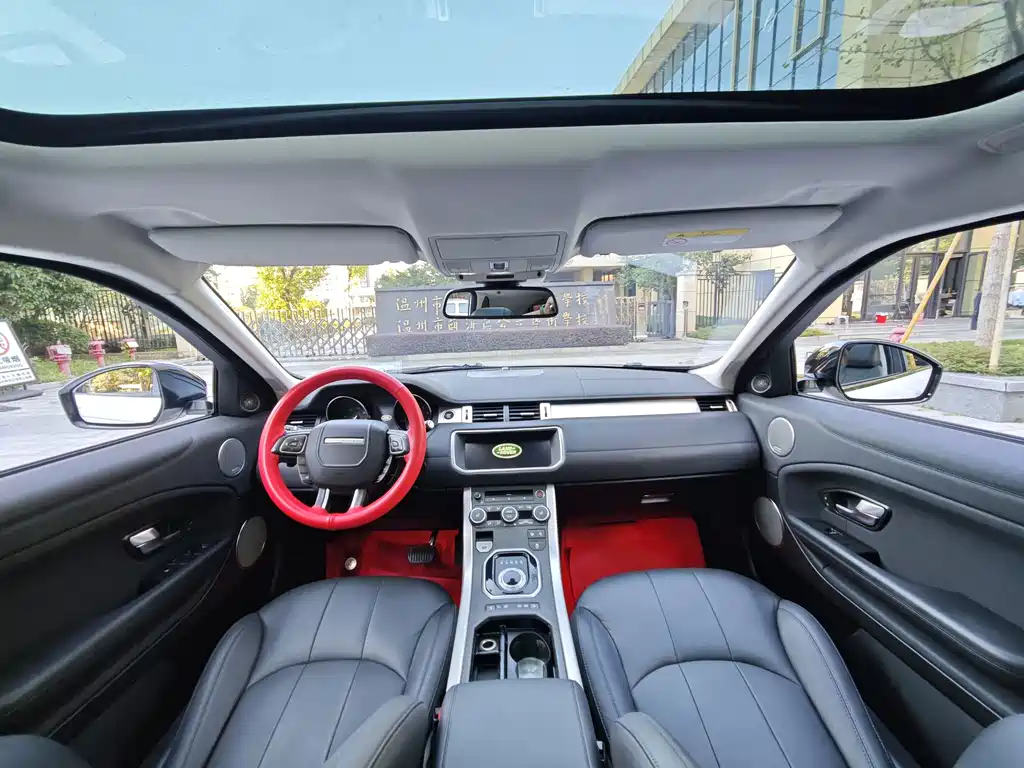 Land Rover Evoque — миниатюра 12