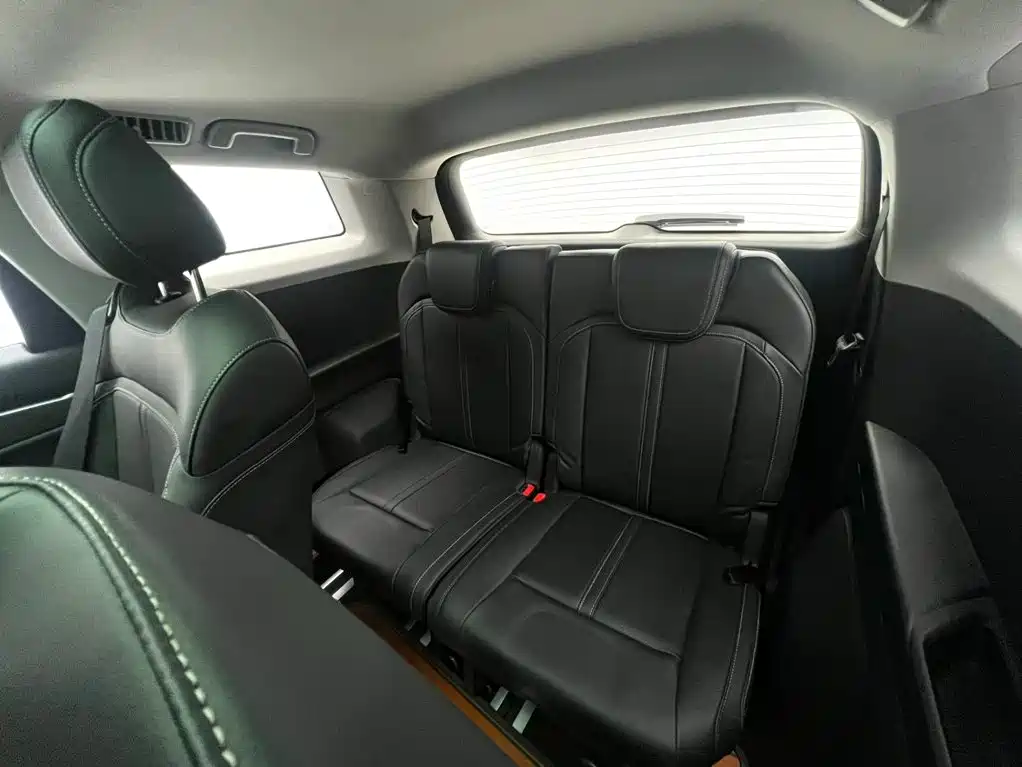 Wuling Victory — миниатюра 16