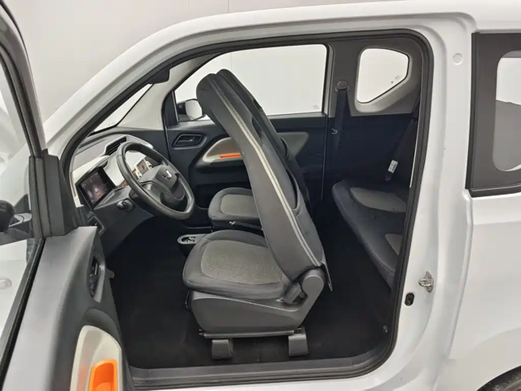 Wuling MINIEV — миниатюра 9