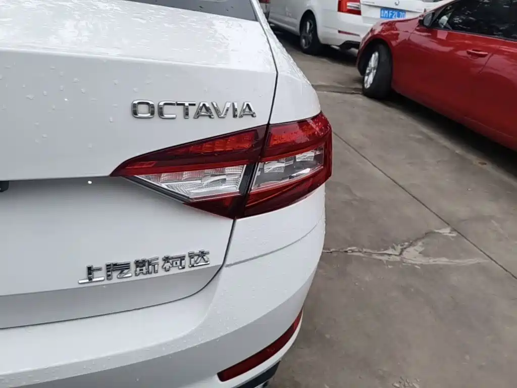 Skoda Octavia — миниатюра 8