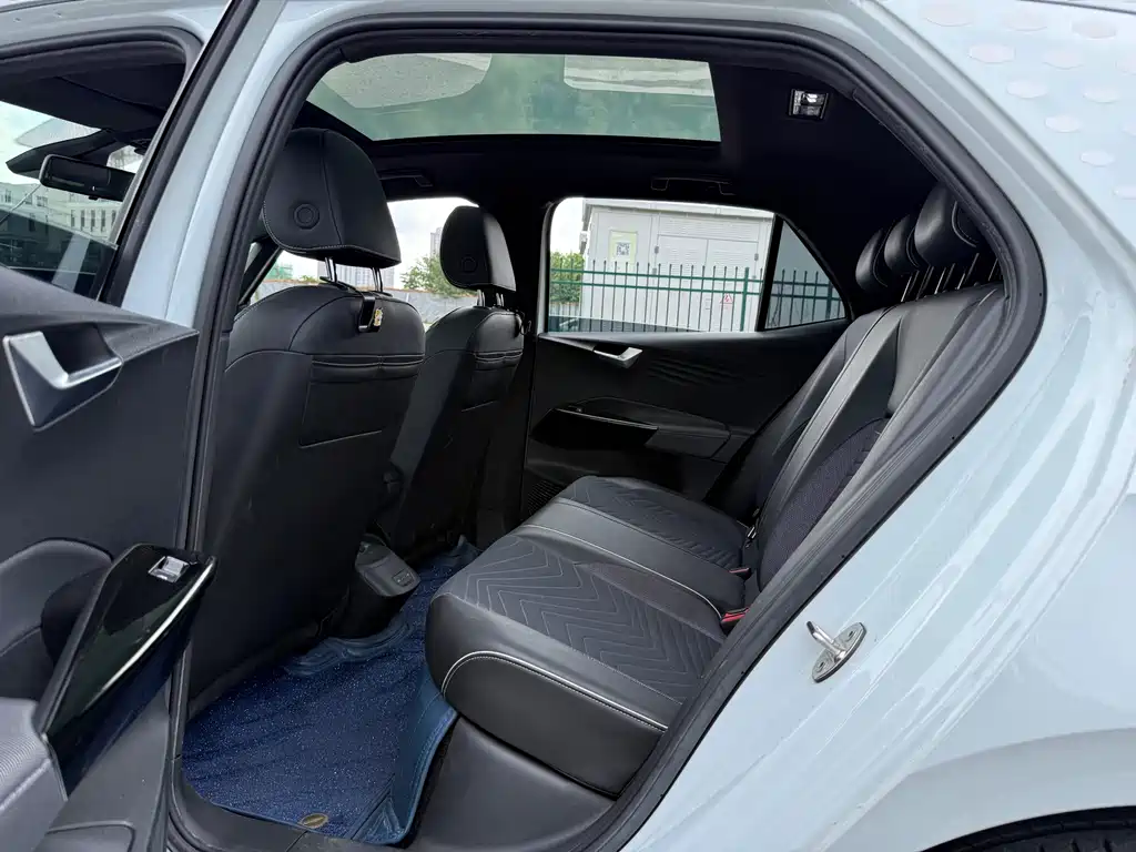Volkswagen ID.3 — миниатюра 8
