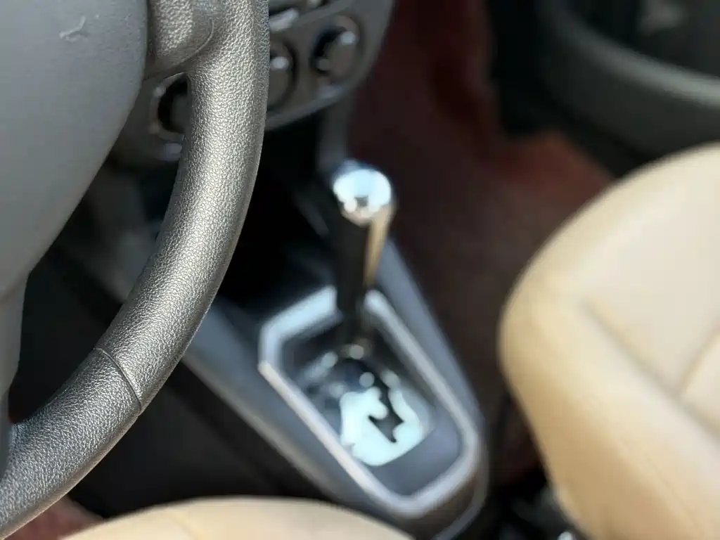 Peugeot 301 — миниатюра 5