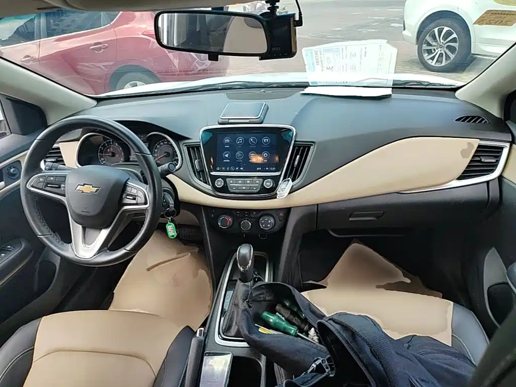 Chevrolet Monza — миниатюра 10