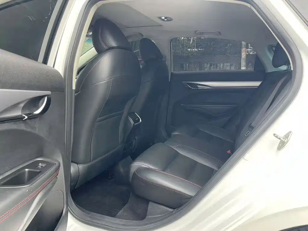 Geely Binrui — миниатюра 6