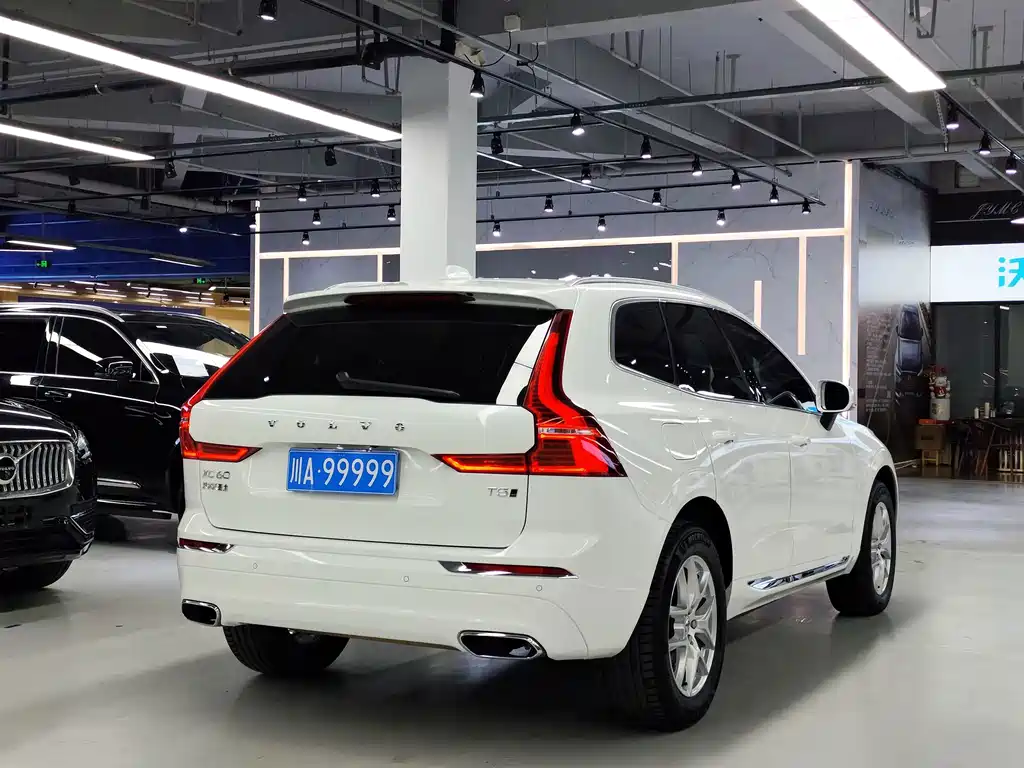 Volvo XC60 — миниатюра 12