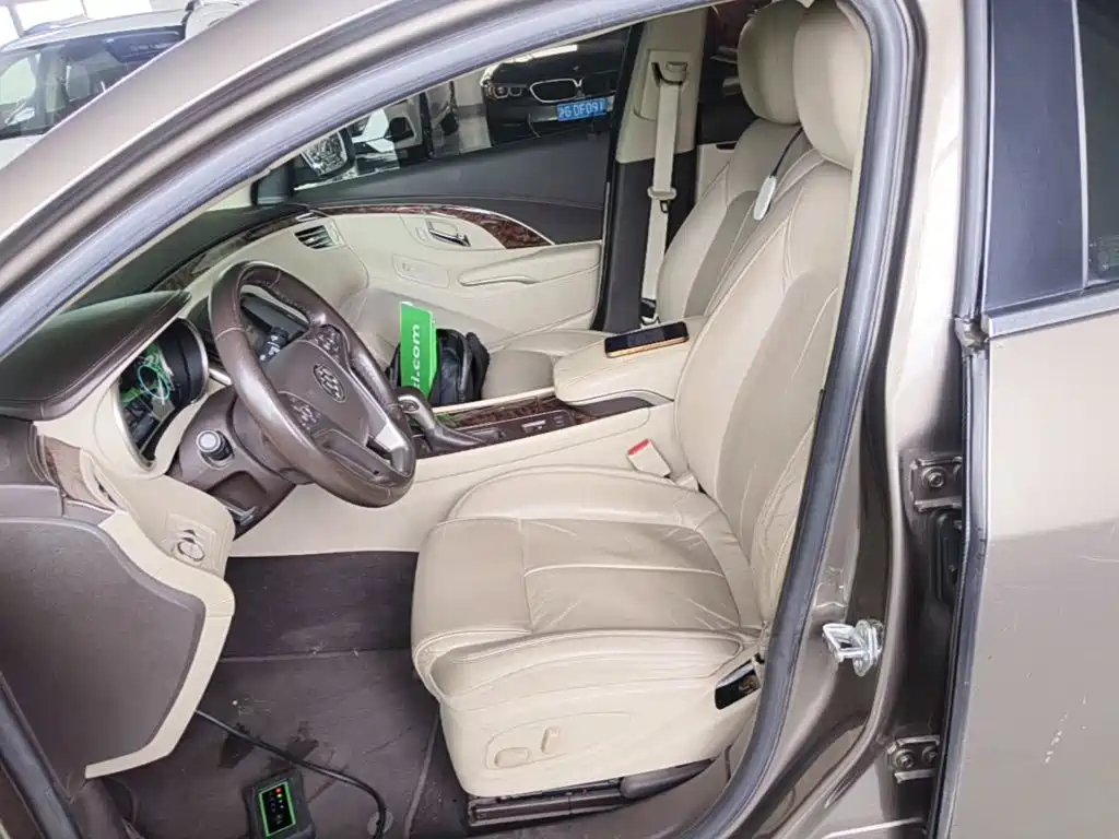 Buick LaCrosse — миниатюра 15