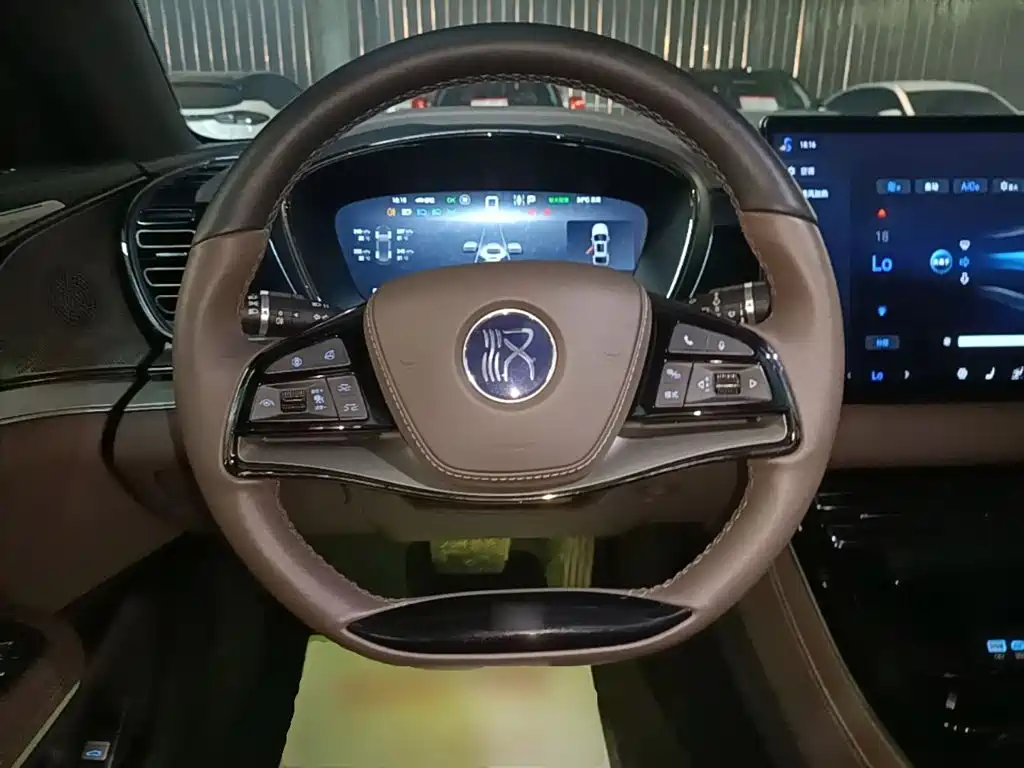 BYD Han — миниатюра 11