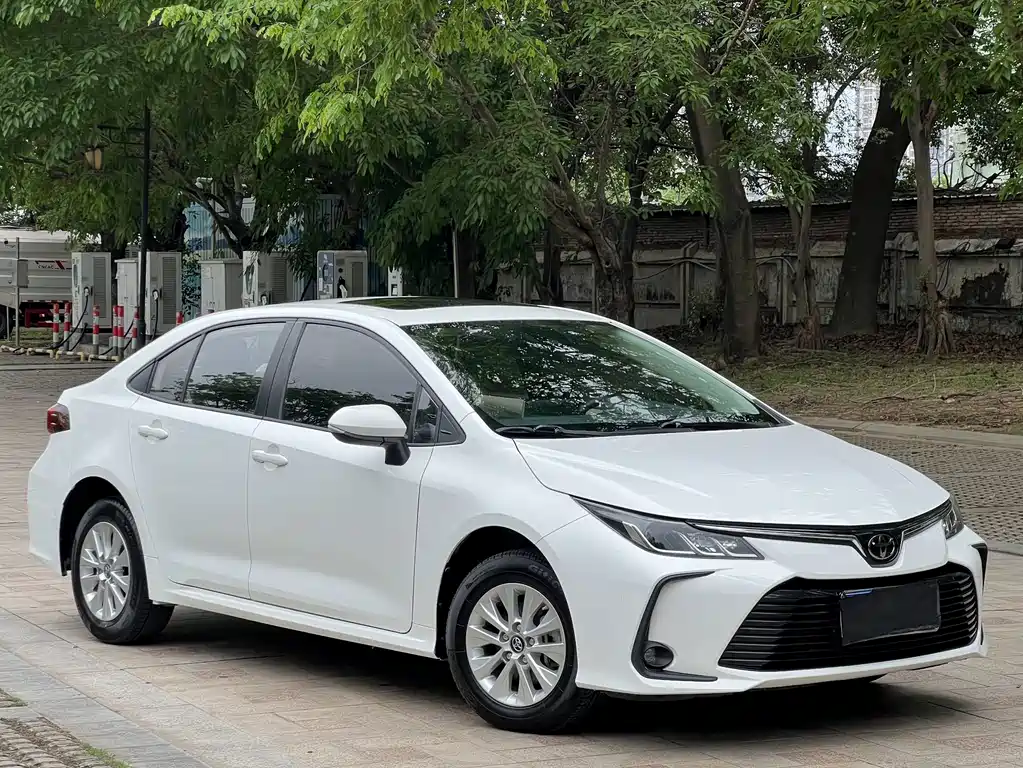 Toyota Corolla — миниатюра 3