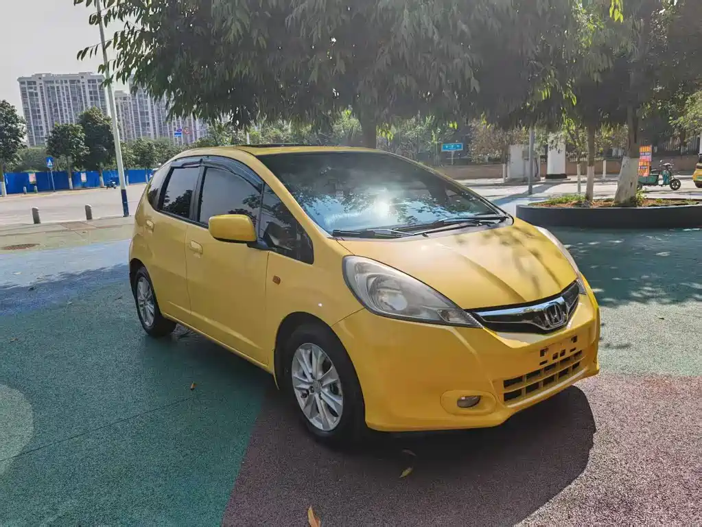 Honda Fit — миниатюра 3