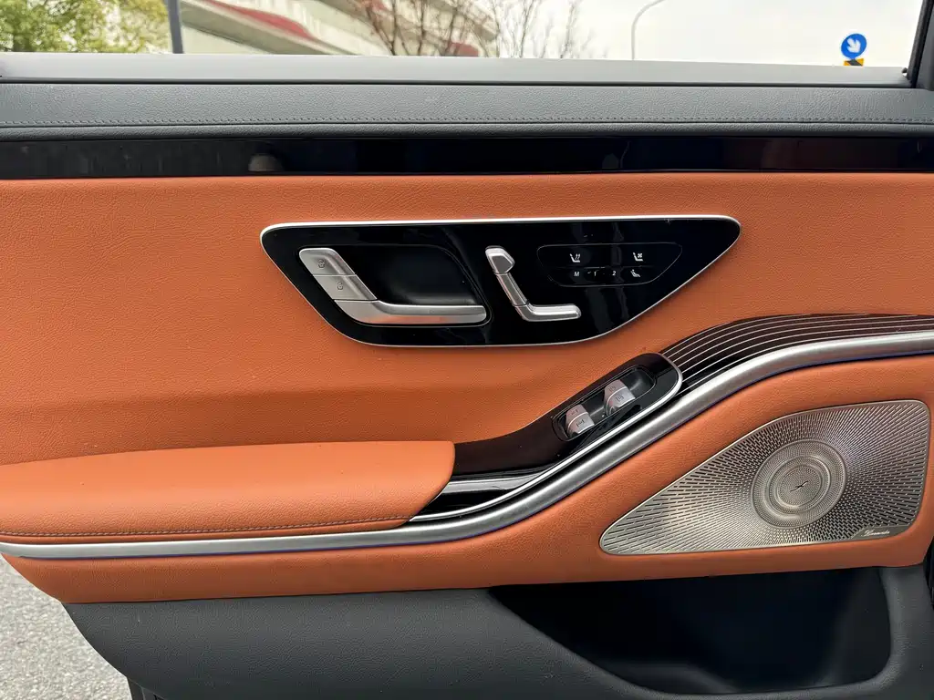 MERCEDES-BENZ S CLASS