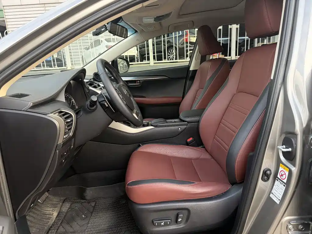 Lexus NX — миниатюра 7