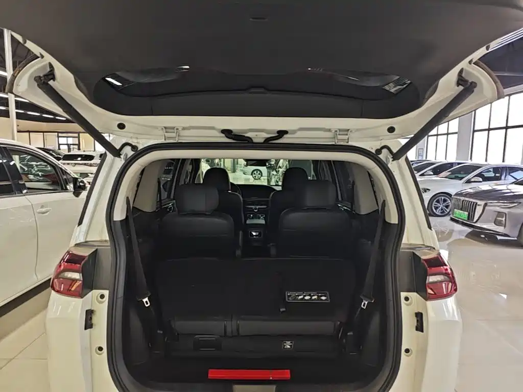 GAC Motor Trumpchi M6 — миниатюра 19