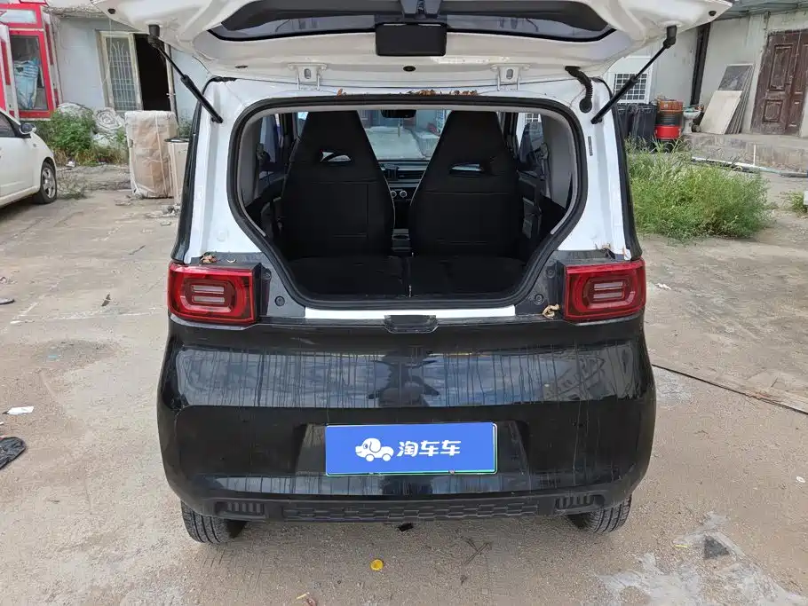 Wuling MINIEV — миниатюра 4
