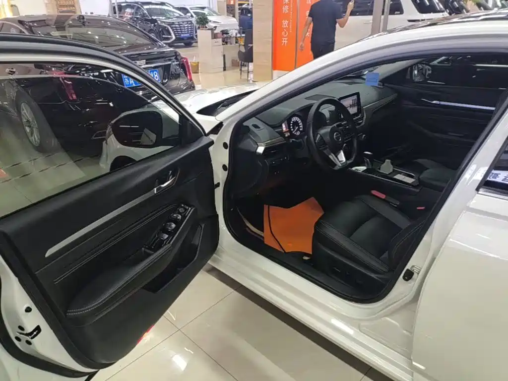 Nissan Teana — миниатюра 16
