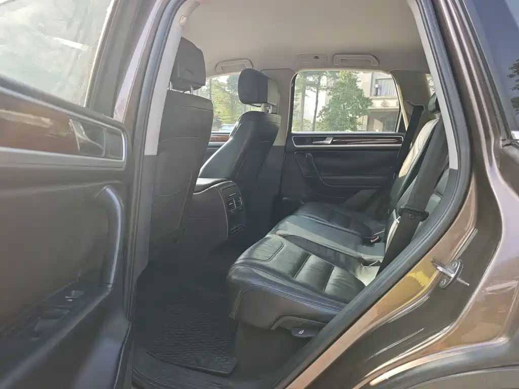 Volkswagen Touareg — миниатюра 13