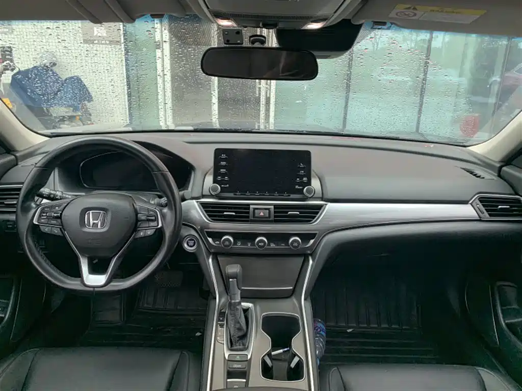 Honda Accord — миниатюра 5