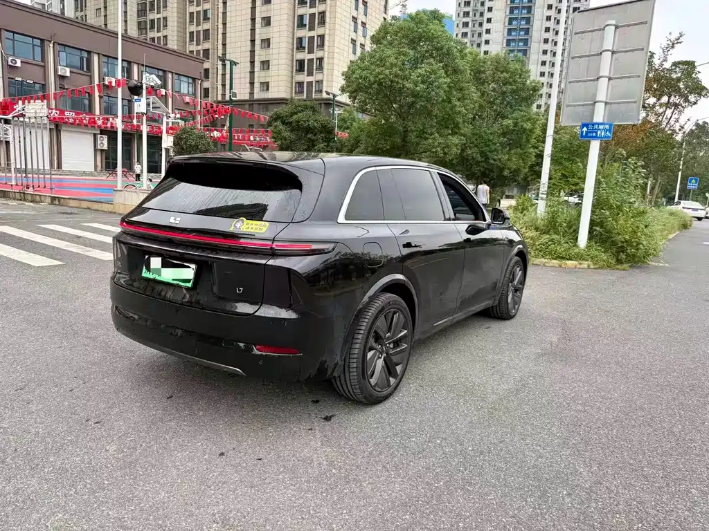 Li Auto IDEAL L7