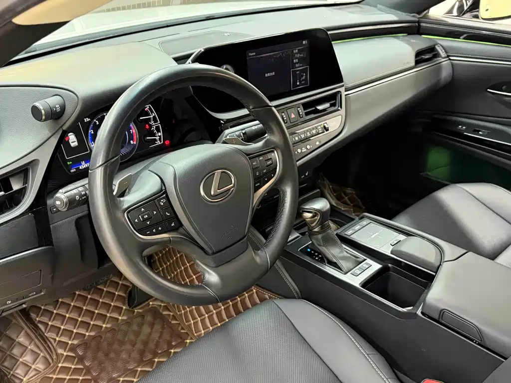 Lexus ES — фотографии объявления, Фото 11