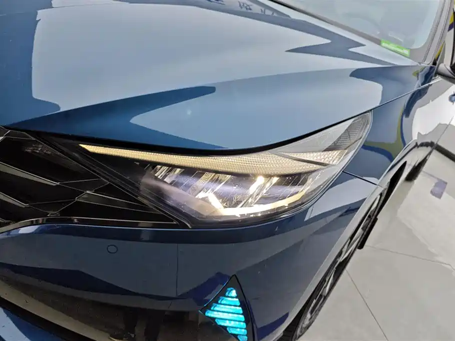 Hyundai Elantra 2021 1.5L CVT LUX Luxury
