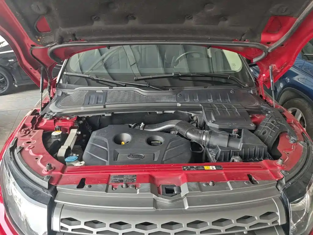 Land Rover Evoque (Import) — миниатюра 20