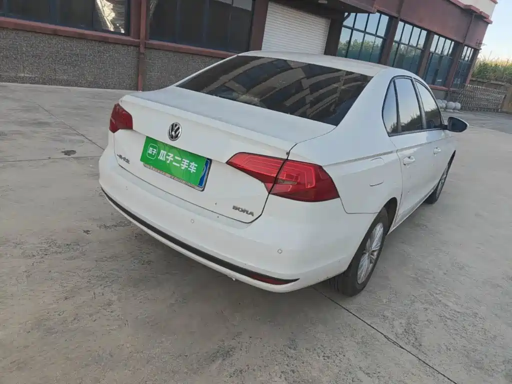 Volkswagen Bora — миниатюра 7