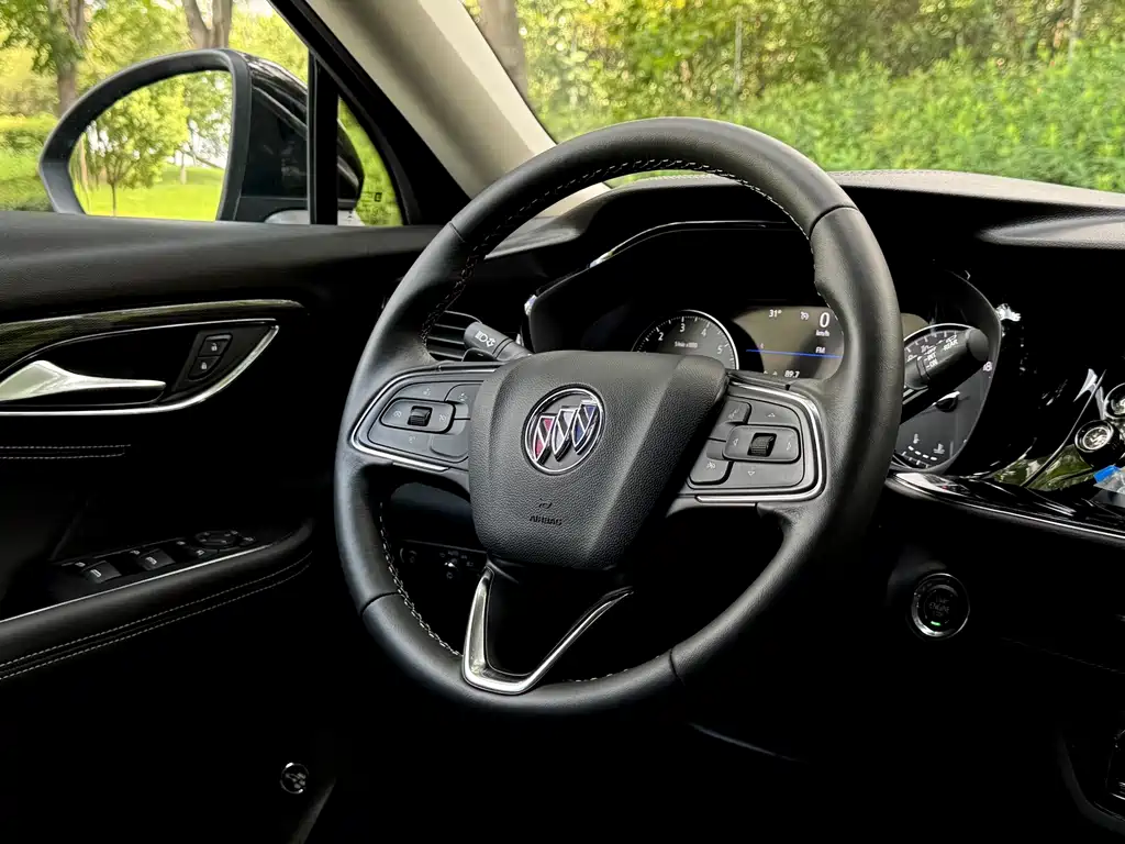 Buick Envision S — миниатюра 13
