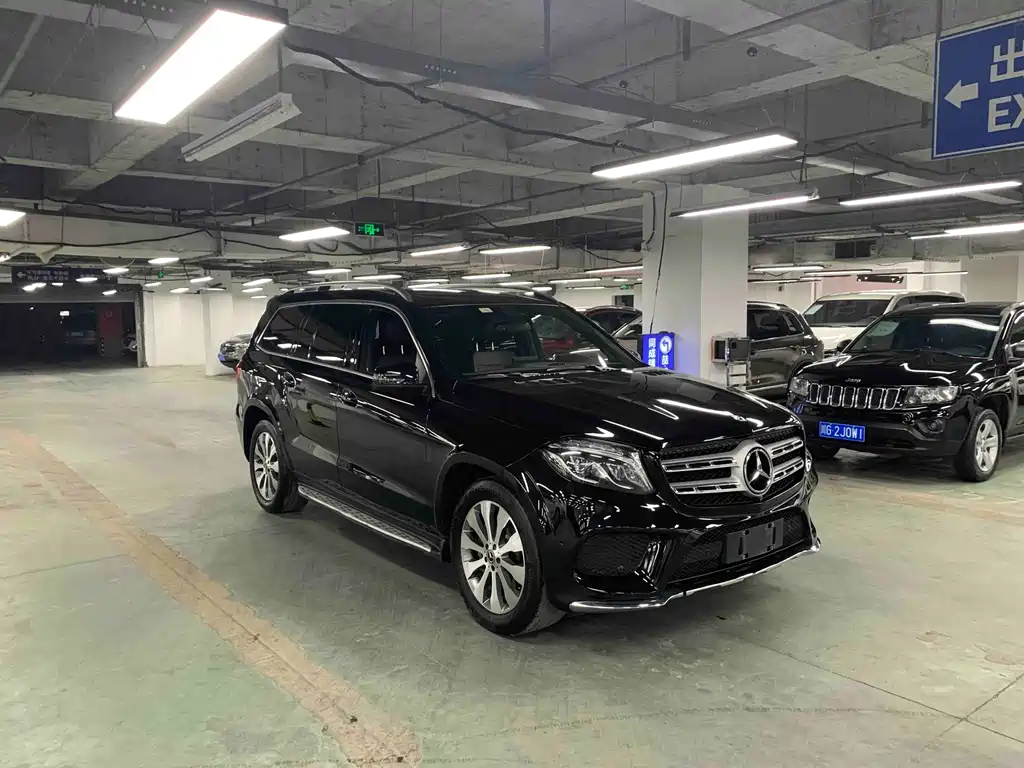MERCEDES-BENZ GLS