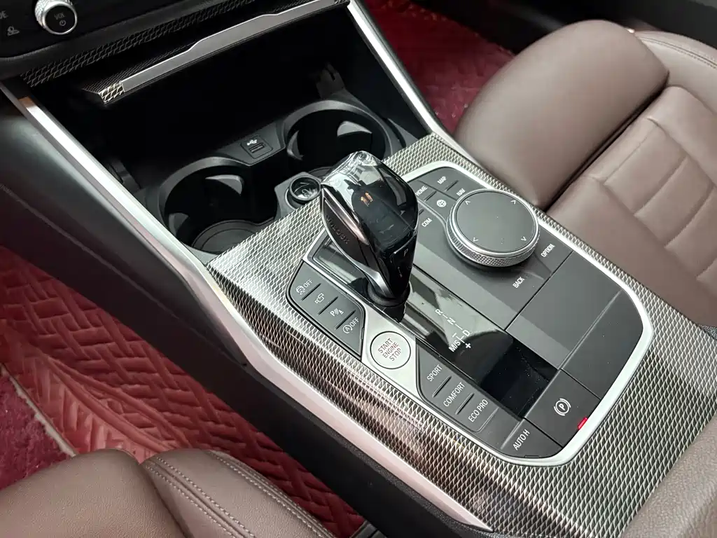 BMW 3 Series — миниатюра 8