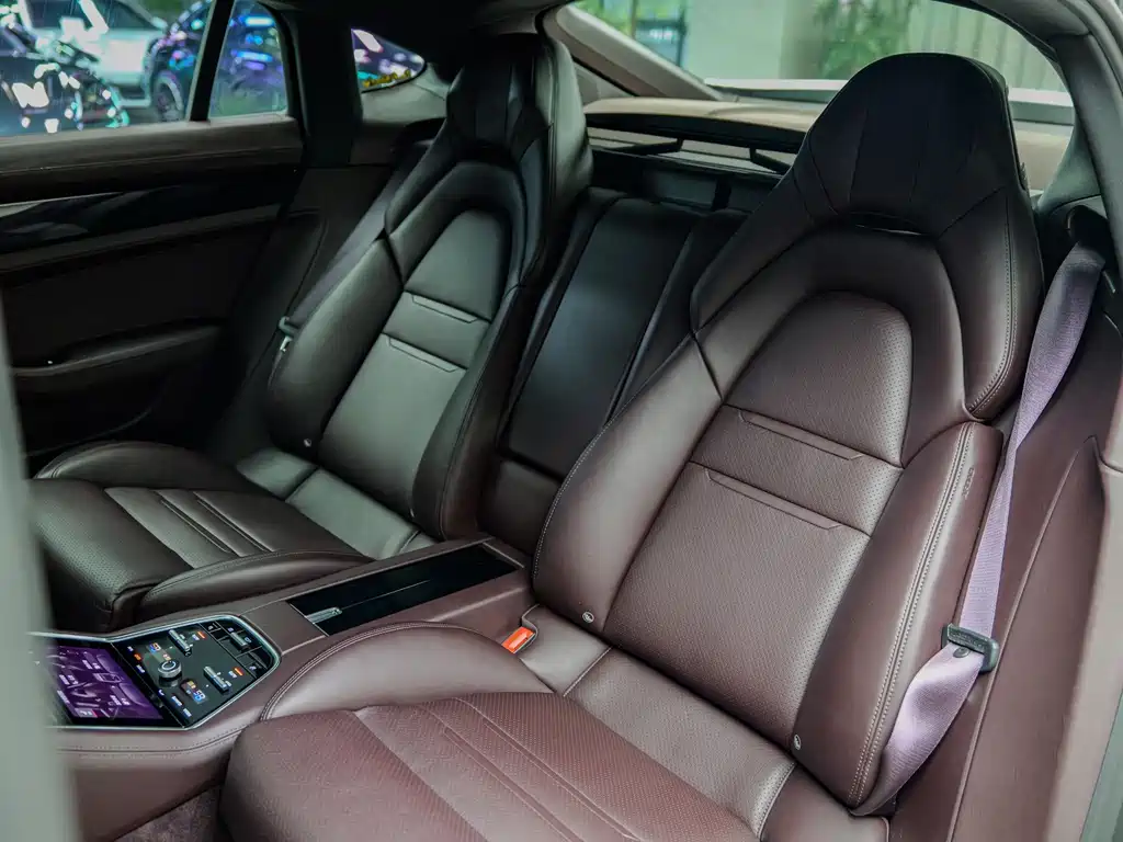 Porsche Panamera — миниатюра 9