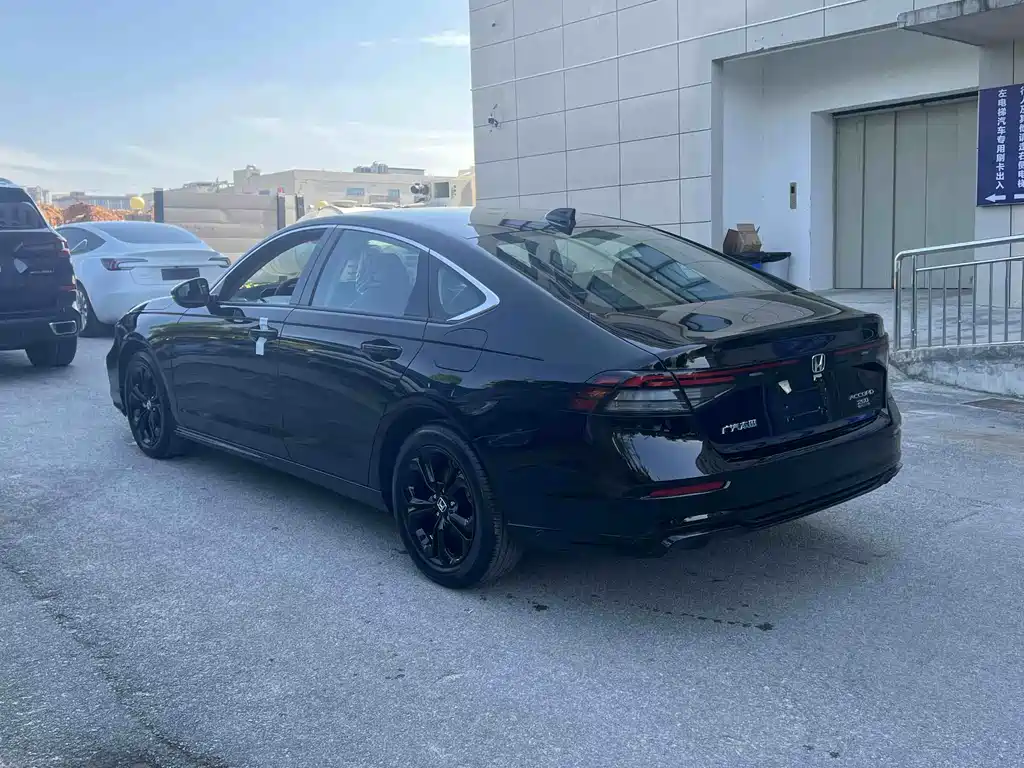 Honda Accord 2025 260TURBO Luxury