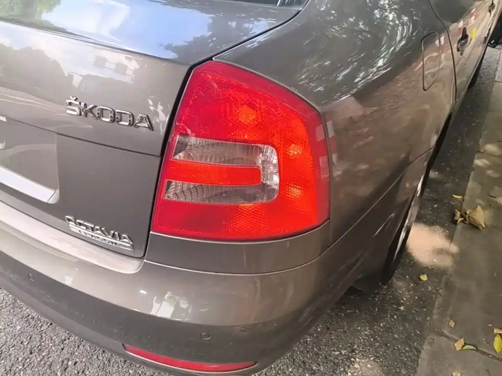 Skoda Octavia — миниатюра 8