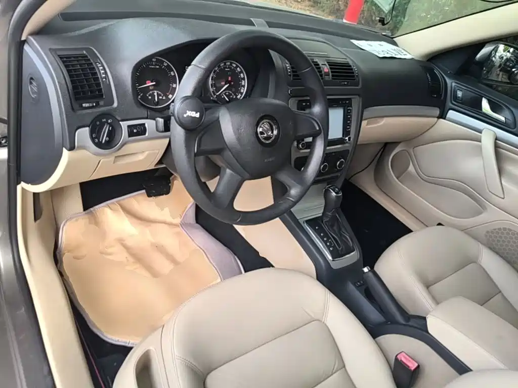 Skoda Octavia — миниатюра 10