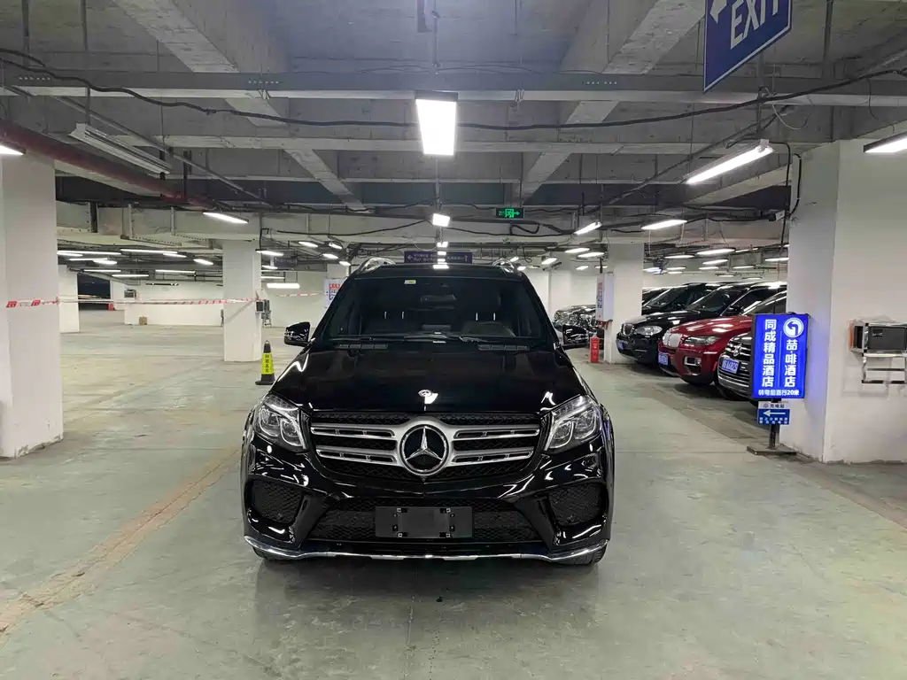 MERCEDES-BENZ GLS