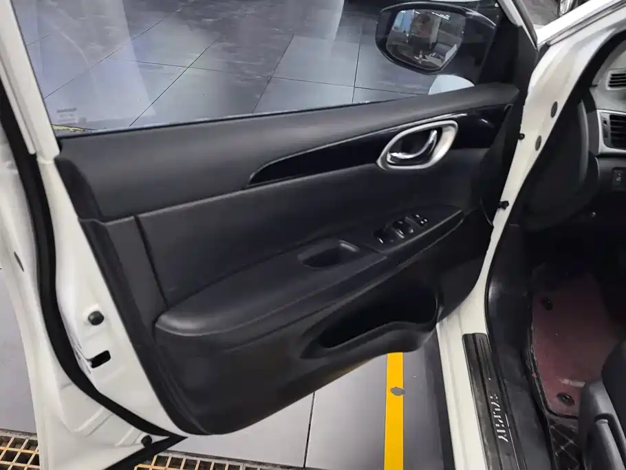 Nissan Sylphy — миниатюра 7