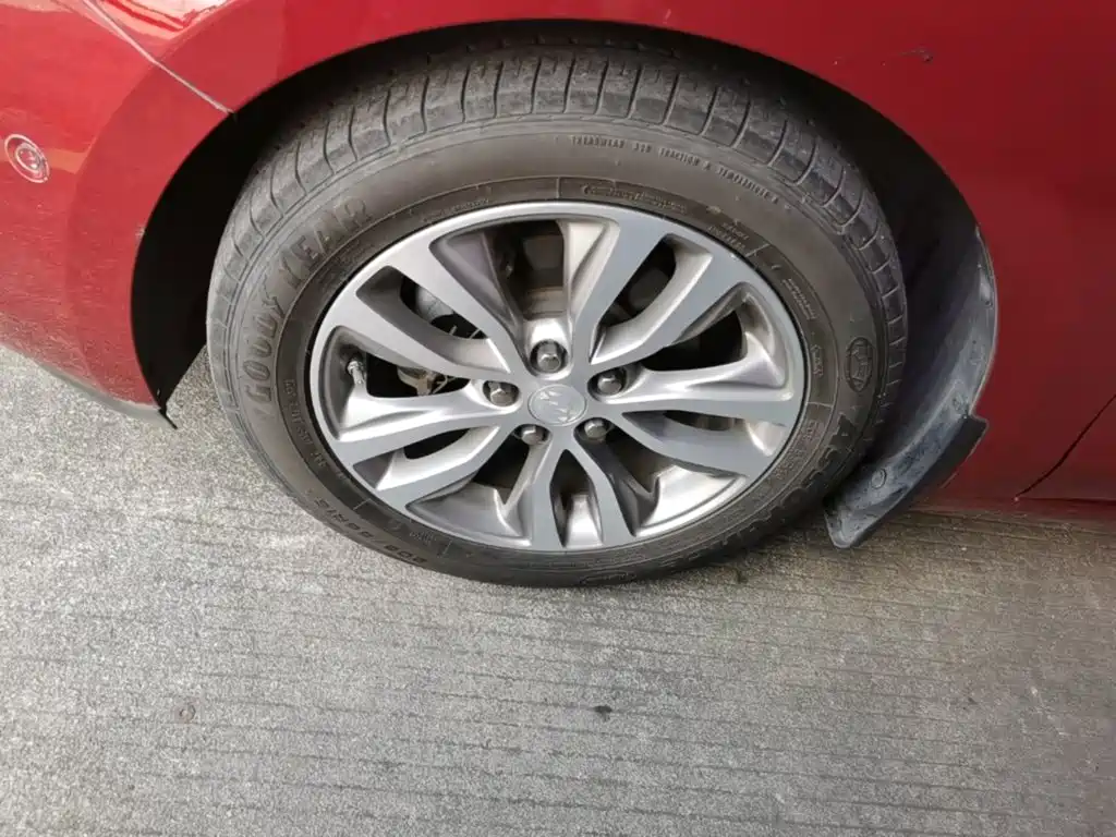 Buick Excelle — миниатюра 23