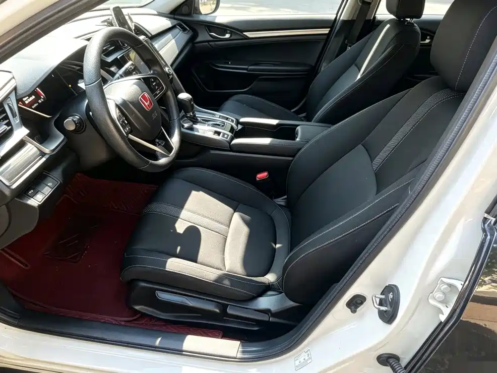 Honda Civic — миниатюра 4