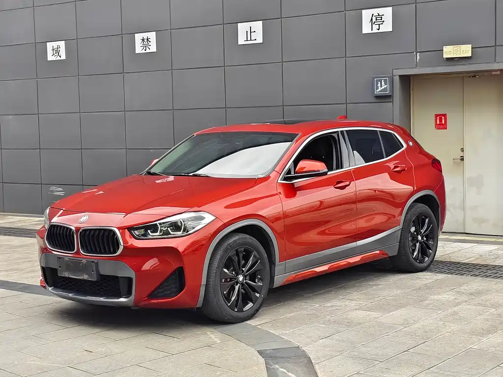 BMW X2