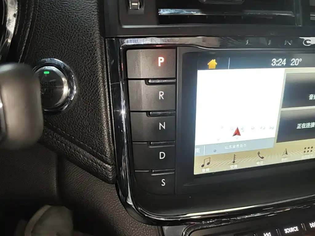 Lincoln Continental — миниатюра 14