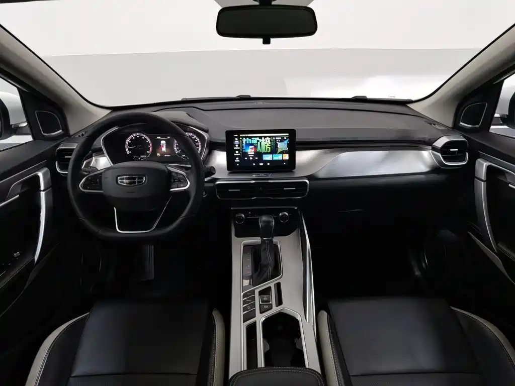 Geely Binyue — миниатюра 5