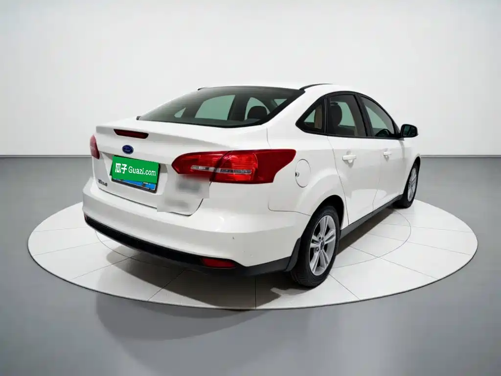 Ford Focus — миниатюра 6