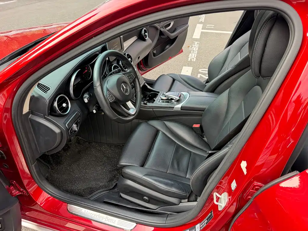 Mercedes-Benz C-Class — миниатюра 9