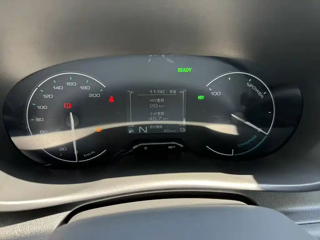 Wuling Hongguang EV — миниатюра 13
