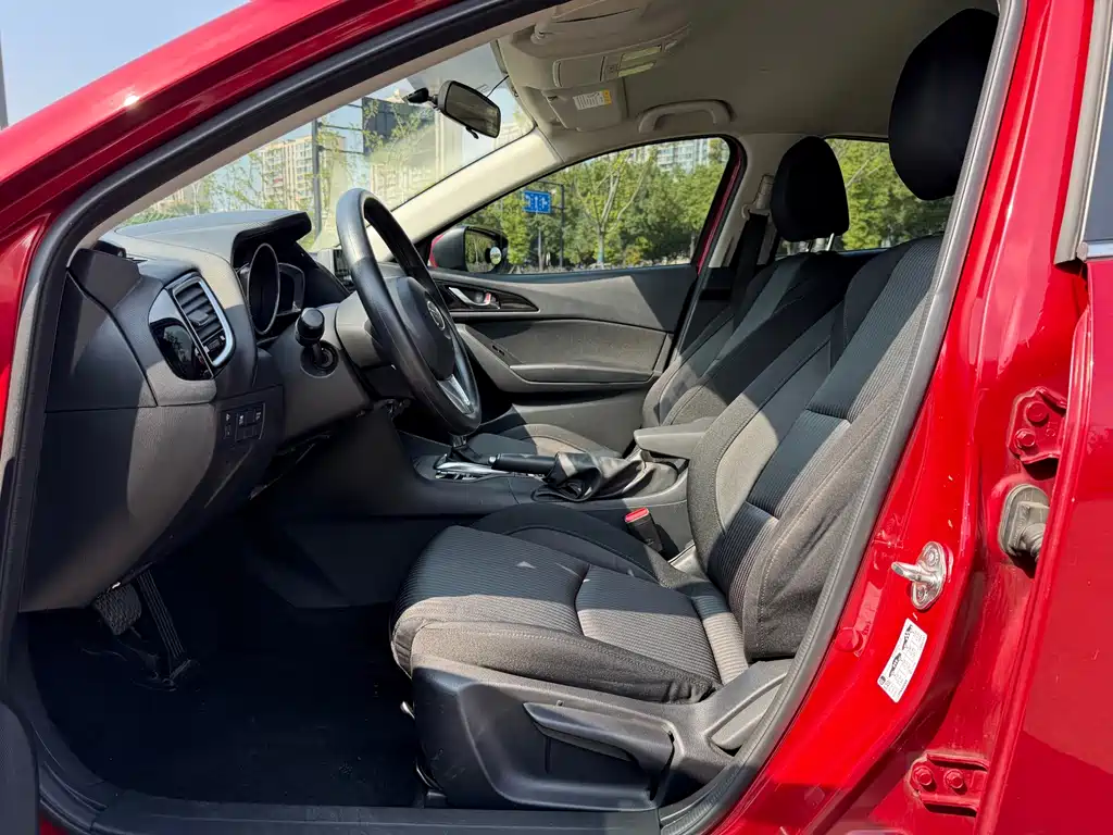 Mazda 3 Axela — миниатюра 7