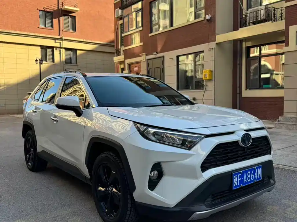 TOYOTA RAV4 RONGFANG