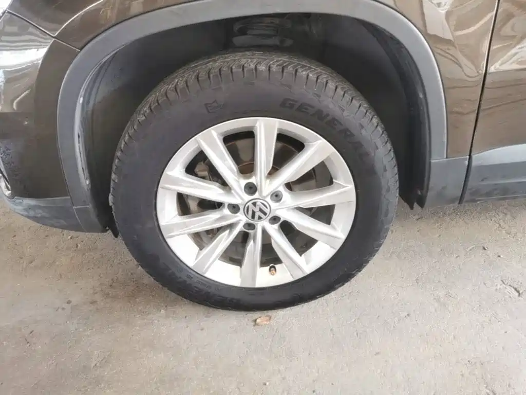 Volkswagen Tiguan — миниатюра 23