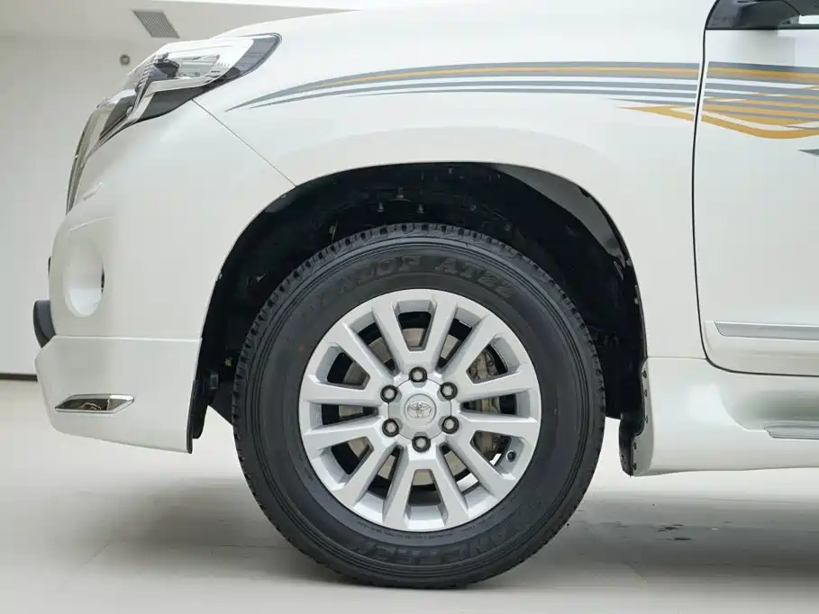 Toyota Prado (Import) — миниатюра 15