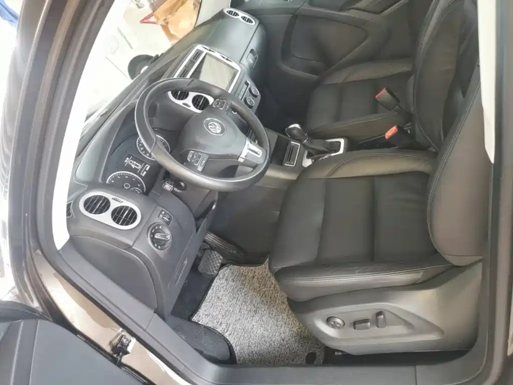 Volkswagen Tiguan — миниатюра 15